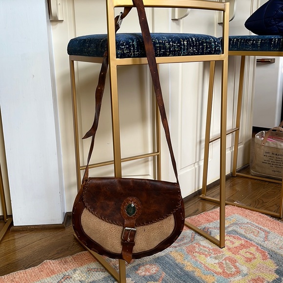Handbags - Handmade Guatemalan Leather Bag with Stone
